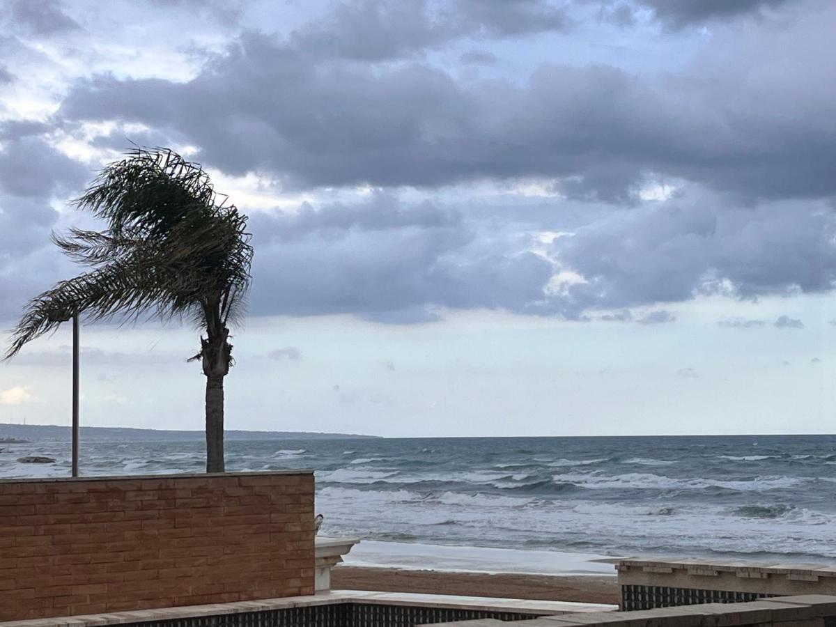 L'Onda Panzió Marina di Ragusa Kültér fotó