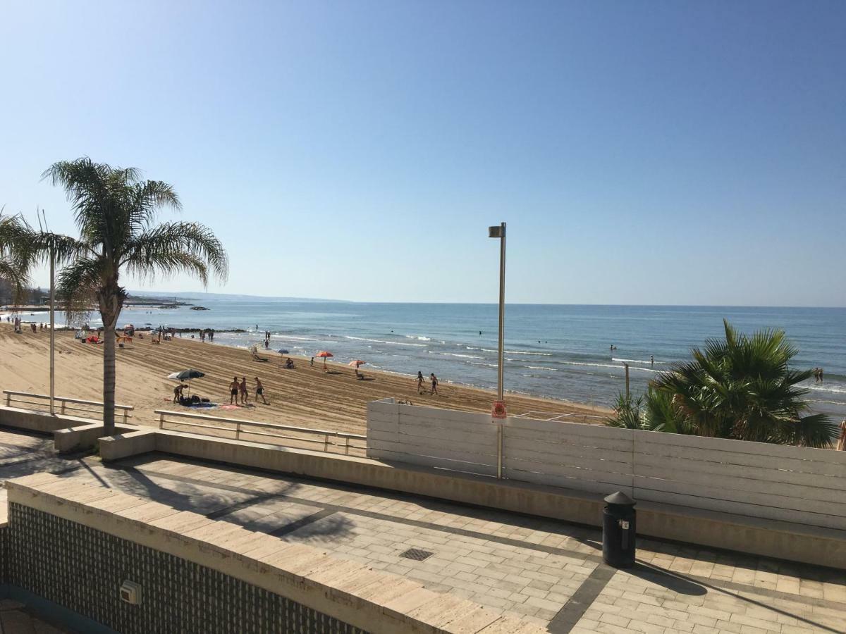 L'Onda Panzió Marina di Ragusa Kültér fotó