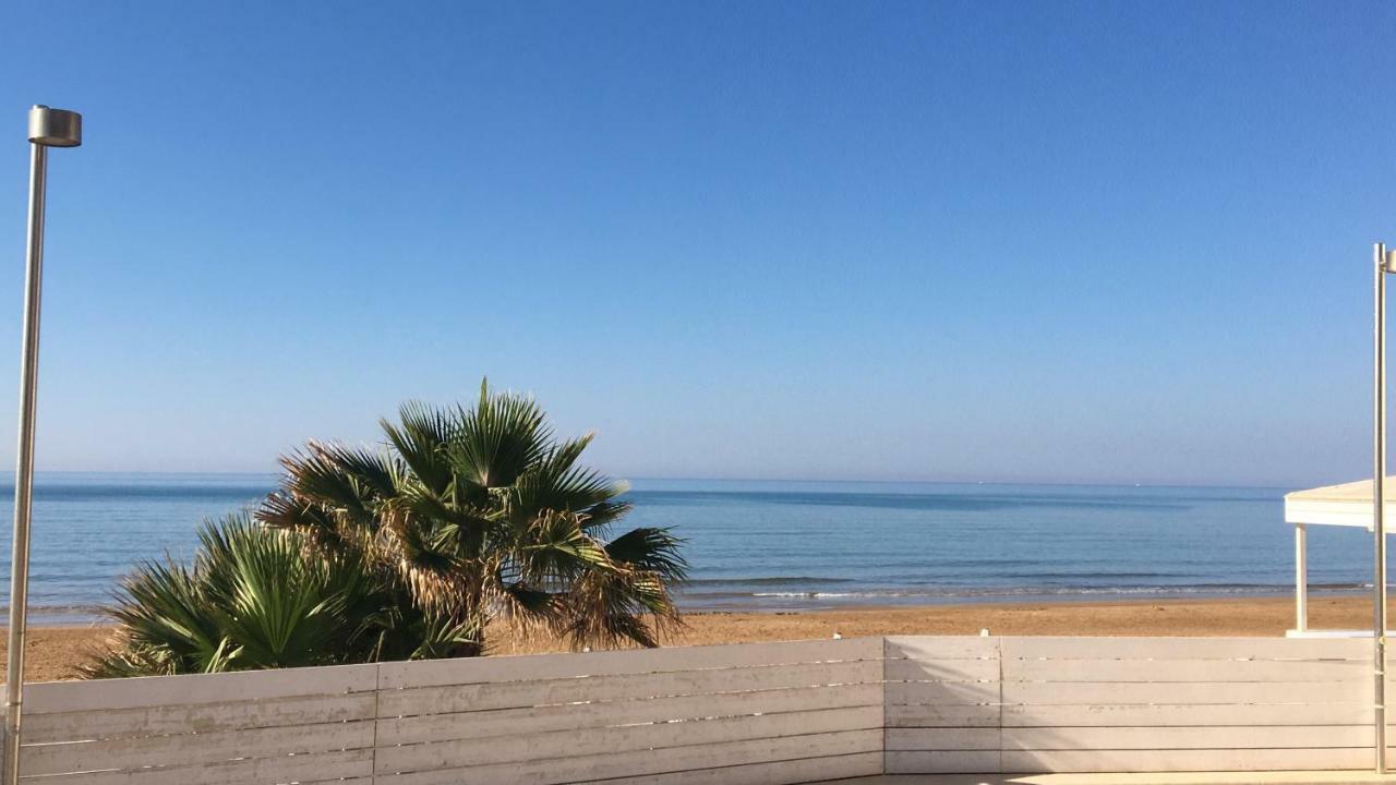 L'Onda Panzió Marina di Ragusa Kültér fotó